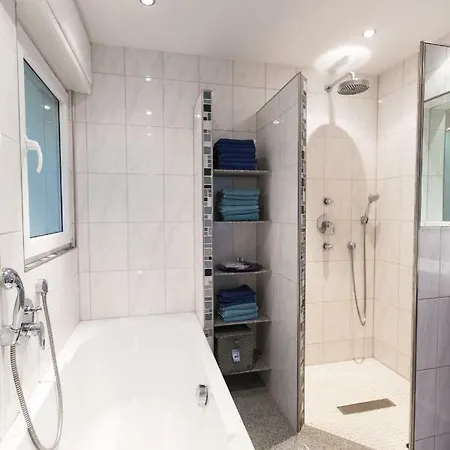 Ferienhaus Rhine & Garden Vakantiehuis *